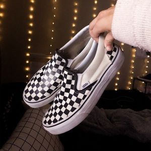 black checkered vans